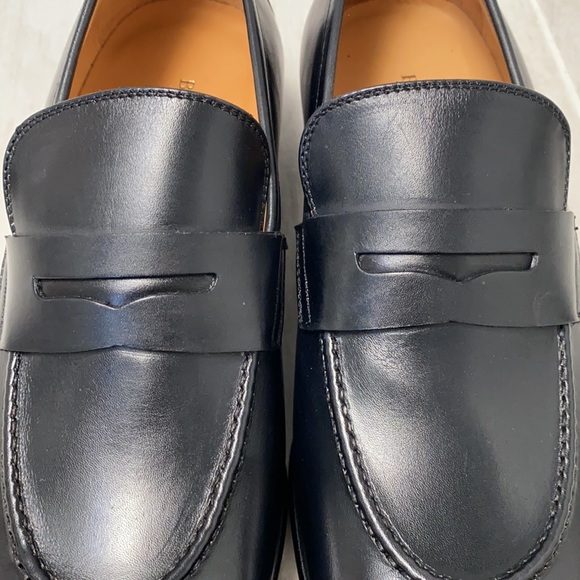 Bruno Magli Black Loafers - Picture 4 of 10